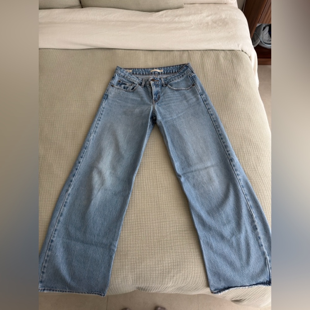 Levi’s low loose jean